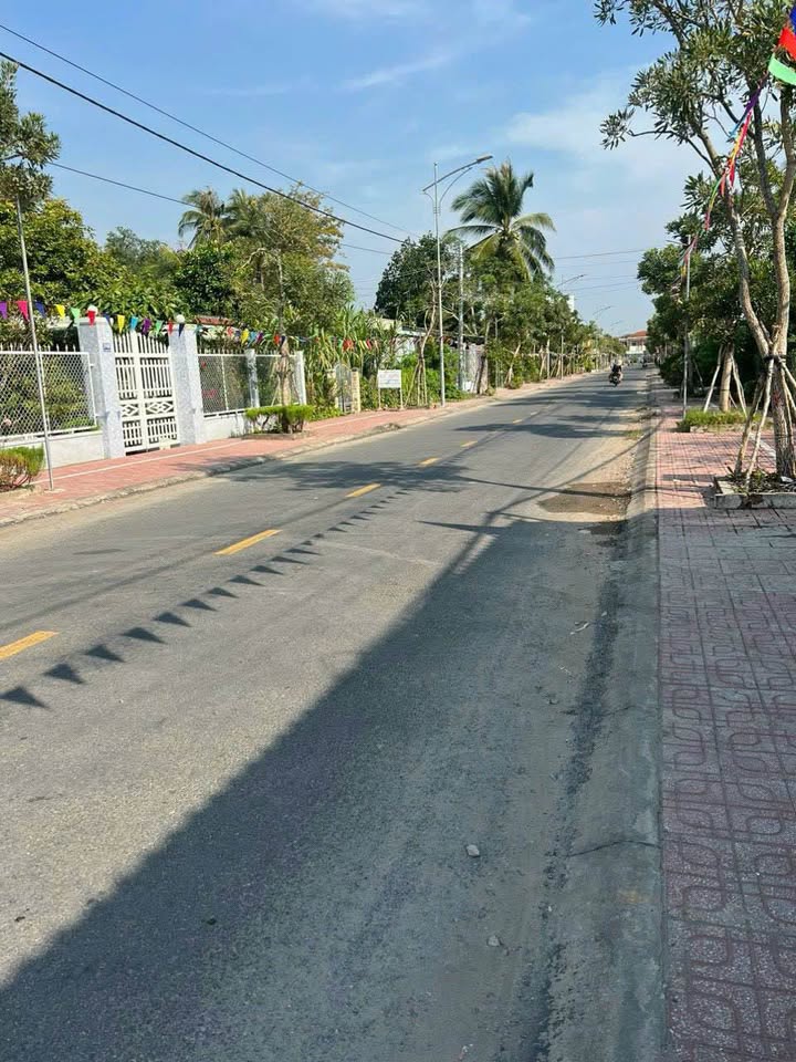 Đất mặt tiền Nguyễn Văn Tốt khu 3 Cái Bè Tiền Giang