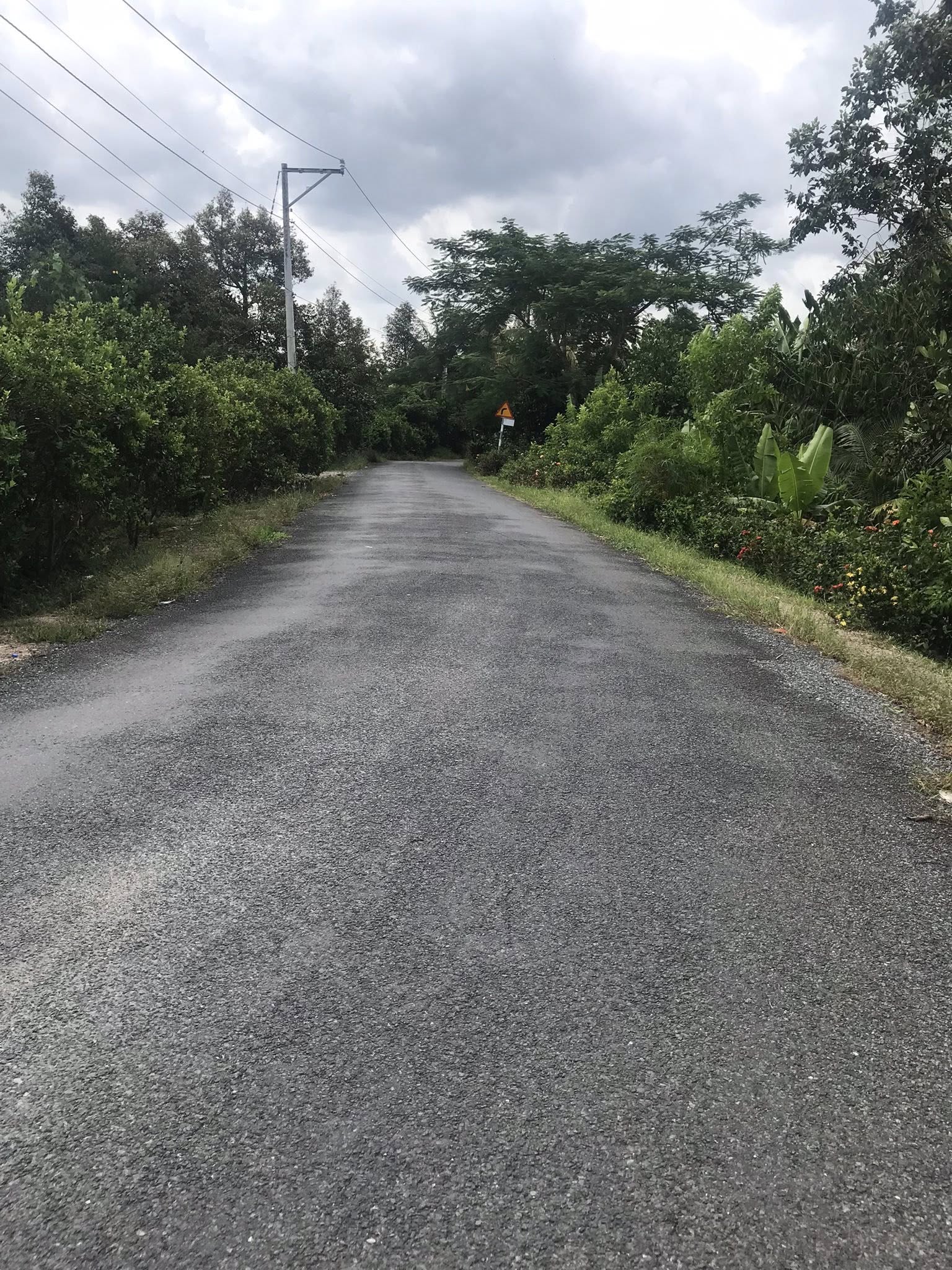 Đất đẹp Long Khánh Cai Lậy, mặt tiền nhựa 5m gần chợ Ba Dừa, diện tích 12x35m, sở hữu mặt sông thoáng mát, giá chỉ 2 tỷ 050.